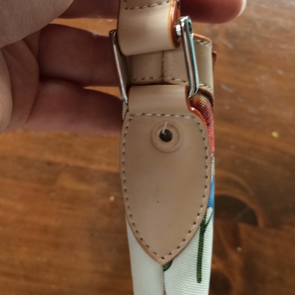 Gucci Floral Hobo π Small adorable purse! πΉπ - Picture 4 of 9